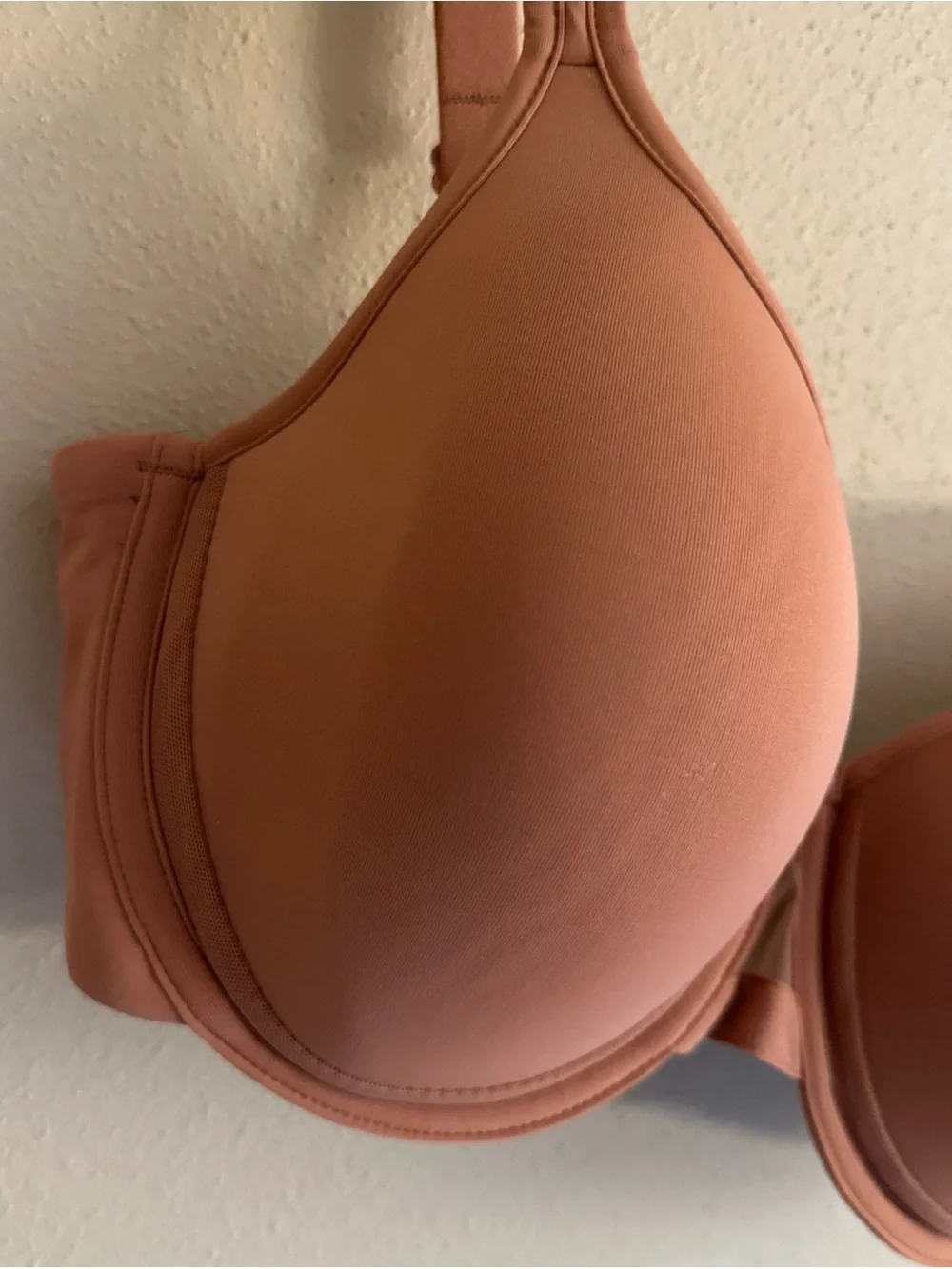 Underoutfit bra size